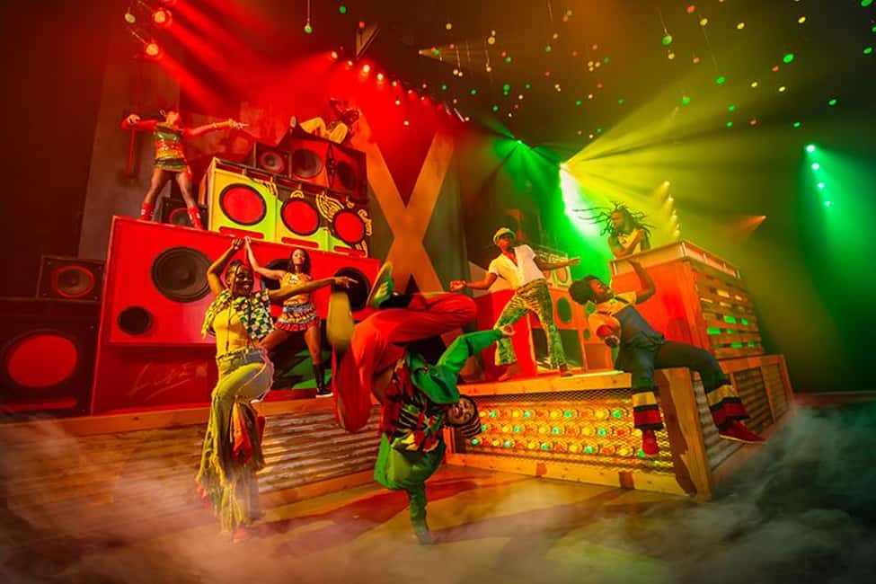 Las Vegas: Bob Marley Hope Road Show - The Show Flow: Live Reggae Rhythms and Audience Connection
