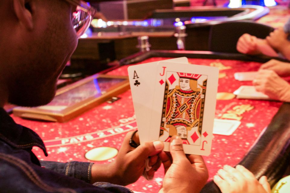 Las Vegas Casino: Gambling Class at the Plaza Hotel & Casino - Roulette at the Real Table: Learning Bets Without Guesswork
