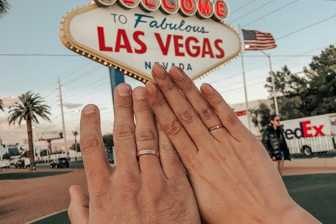 Las Vegas Day Tour – Hoover Dam, Seven Magic, Red Rock & Fremont - Seven Magic Mountains: A Color Hit in the Desert