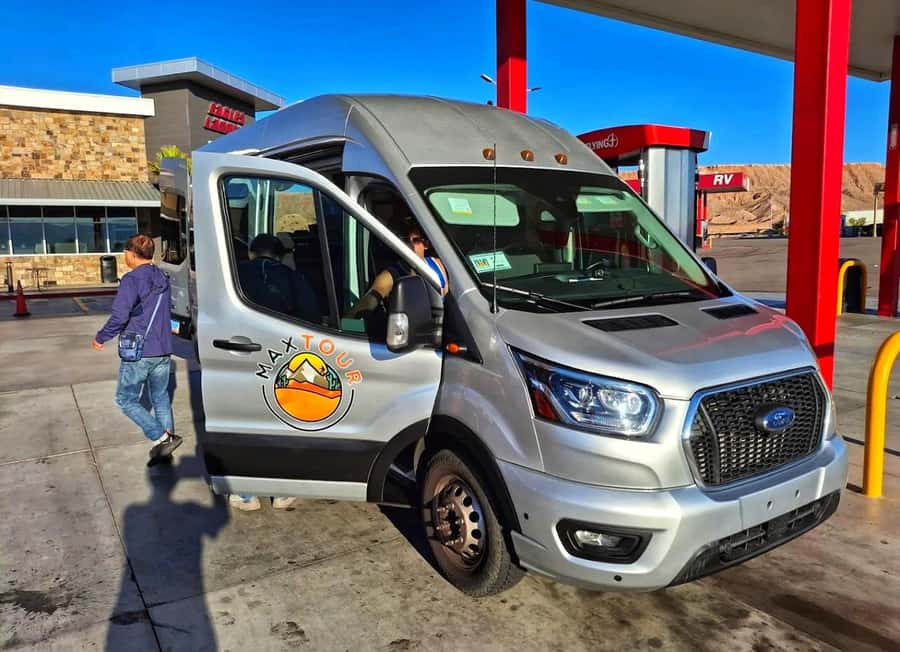 Las Vegas: Death Valley National Park Small Group Tour - Mesquite Flat Sand Dunes + Badwater Saloon Lunch Break