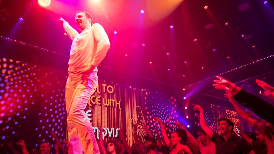 Las Vegas: DiscoShow at the LINQ Hotel - Lounge bars at the venue: a breather without losing the vibe