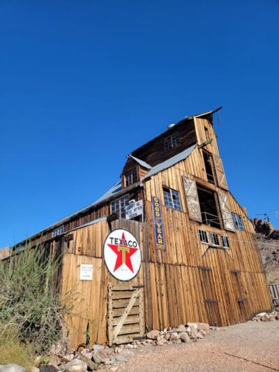 Las Vegas Eldorado Canyon & Nelson Ghost Town Adventure Tour - Las Vegas Strip pickup and the drive to Eldorado Canyon
