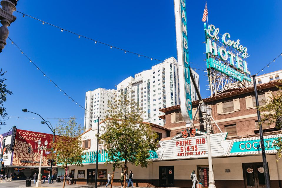 Las Vegas: Fremont Street Walking Tour - Optional Gold & Silver Pawn Shop add-on: 30 minutes of classic Vegas