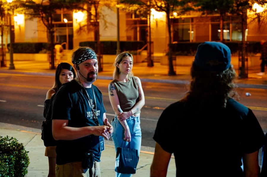 Las Vegas: Gangsters, Glitz, and Gore Ghost Tour - Practical Tips: Shoes, ID, and What to Skip