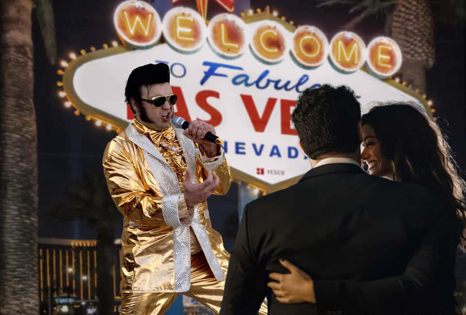 Las Vegas: Gold Elvis Vow Renewal or Wedding at Welcome Sign - Key things that make this Vegas Elvis ceremony work