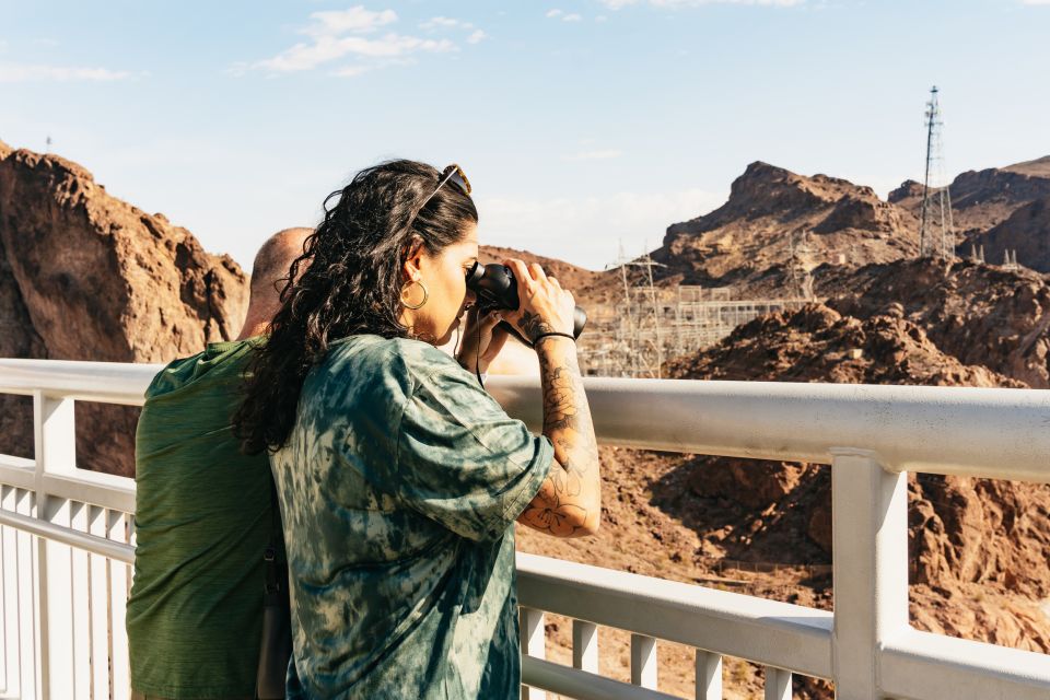 Las Vegas: Grand Canyon, Hoover Dam & Seven Magic Mountains - Key Things You’ll Notice Right Away