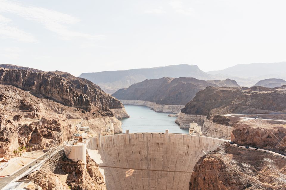 Las Vegas: Grand Canyon, Hoover Dam & Seven Magic Mountains - How Long Does It Feel? Managing an 11-Hour Day Like a Pro