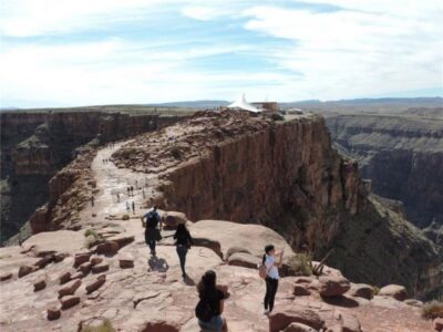 Las Vegas: Grand Canyon & Hoover Dam Tour & Skywalk Option - Hoover Dam: More Than a One-Stop Photo