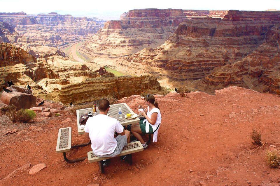 Las Vegas: Grand Canyon Tour & Helicopter Landing Experience - The Helicopter Landing at the Canyon Bottom: The Moment You Remember
