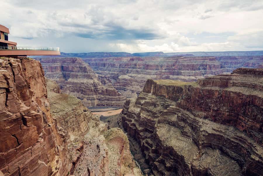 Las Vegas: Grand Canyon West Bus Tour with Guided Walk - Key highlights you’ll feel on the day