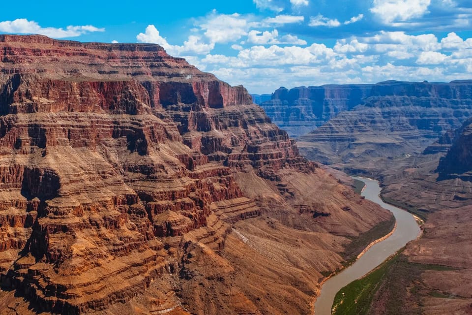 Las Vegas: Grand Canyon West Rim Extended Helicopter Tour - Who this tour suits best—and who should skip it