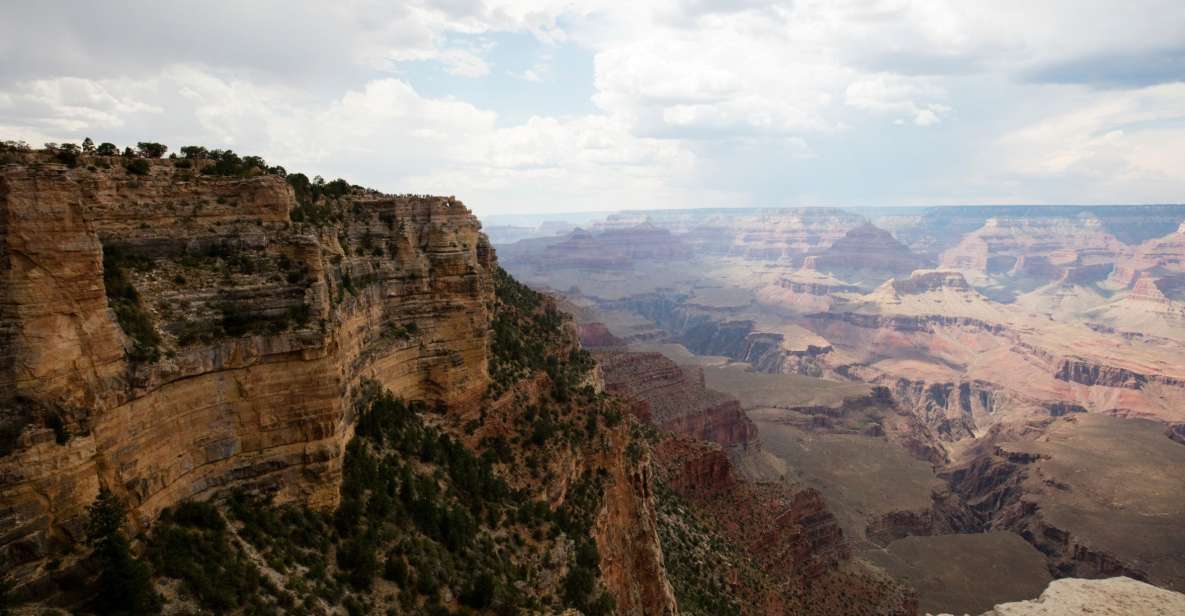 Las Vegas: Grand Canyon West Rim Tour with Skywalk option - From Luxor to the West Rim: a long day, planned for comfort