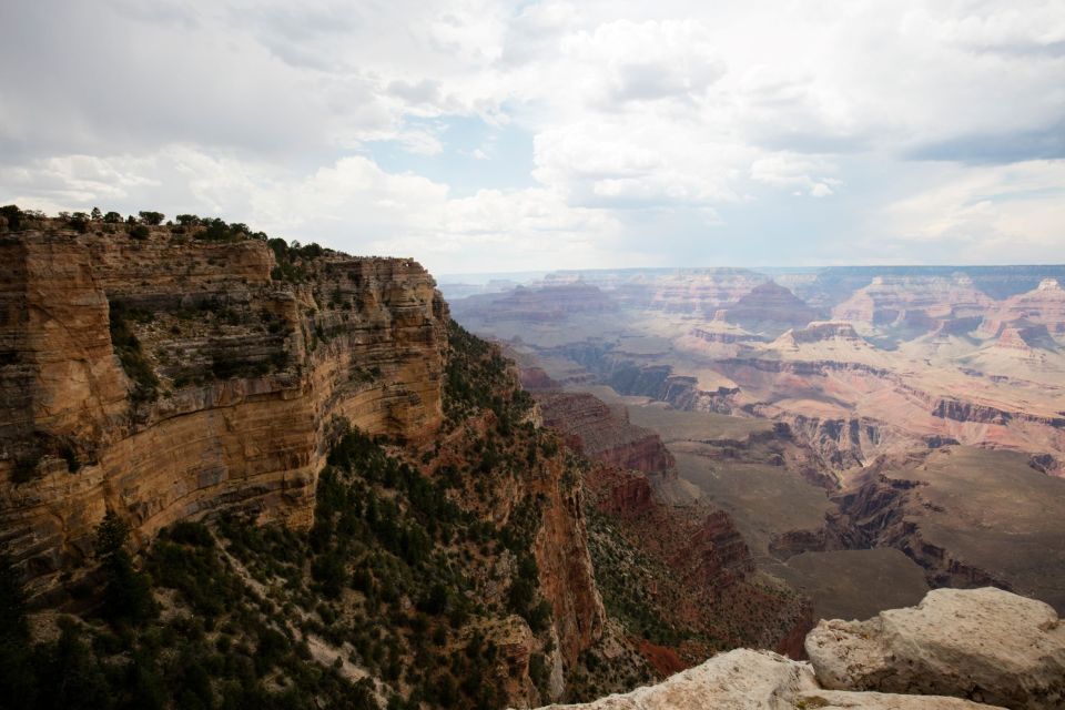 Las Vegas: Grand Canyon West Rim Tour with Skywalk option - Eagle Point and the Grand Canyon Skywalk: the money moment