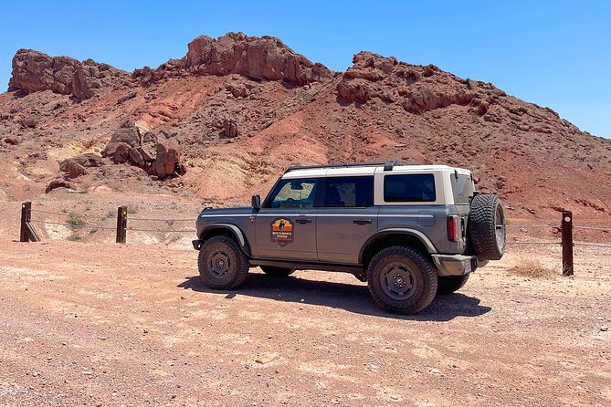 Las Vegas Guided Off-Road Adventure to Boathouse Cove - First leg toward Lake Mead: Lake Las Vegas to the national recreation area