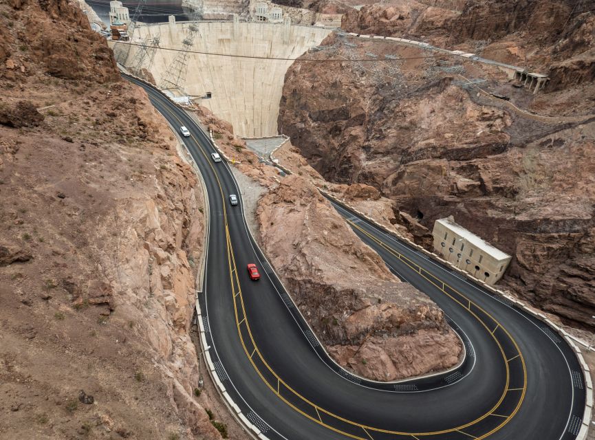 Las Vegas: Hoover Dam Tour with American-Style Hot Breakfast - Guides Like Bill and Paul: Friendly, Flexible, and Good at Q&A