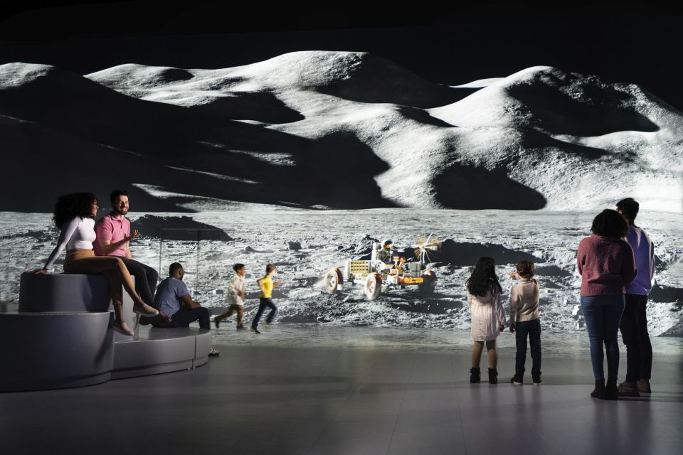 Las Vegas: Illuminarium Immersive Experience Tickets - AMPLIFIED: The Rolling Stone Rock Experience