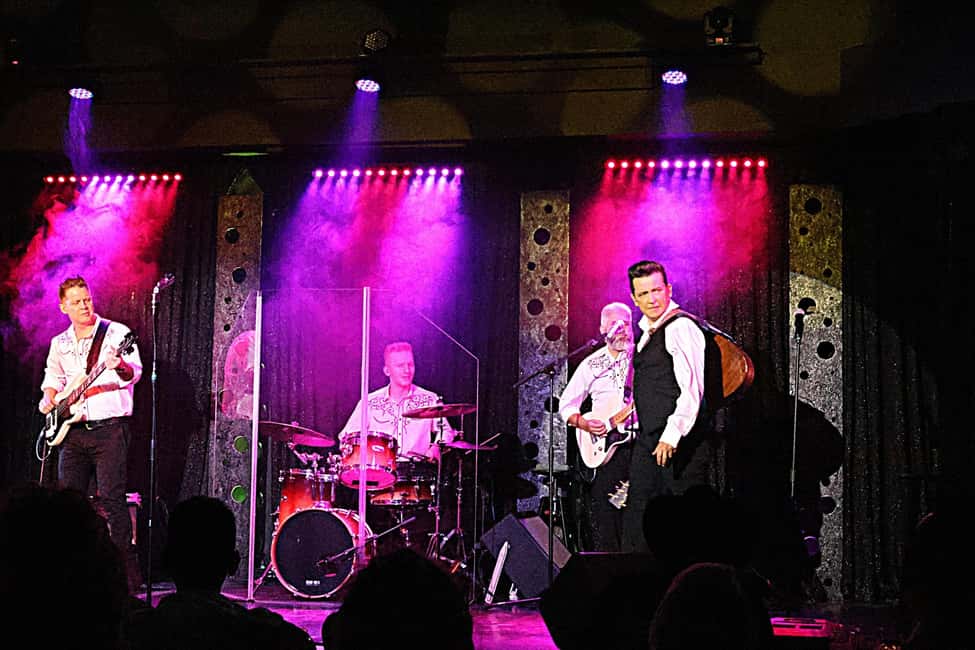Las Vegas: Johnny Cash Tribute Show - The Show Format: 70 Minutes of Songs Plus Stories