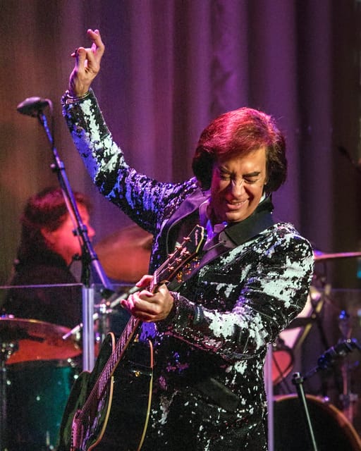 Las Vegas: King of Diamonds - The Neil Diamond Tribute Show - Price and Value: Is $44 a Fair Deal for 70 Minutes?