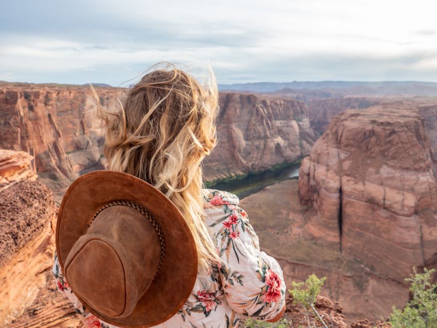 Las Vegas: Lower Antelope Canyon & Horseshoe Bend w/ Lunch - Why guide style and group size make a difference