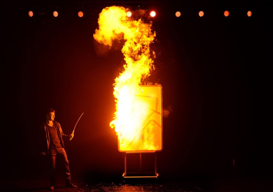 Las Vegas: Mat Franco Magic Reinvented Nightly Show Ticket - What a 90-minute night looks like once the lights go down