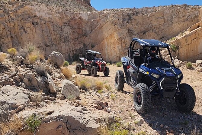 Las Vegas Mini Desert RZR Adventure - Polaris RZR setup: safety gear and the rules that keep it fun