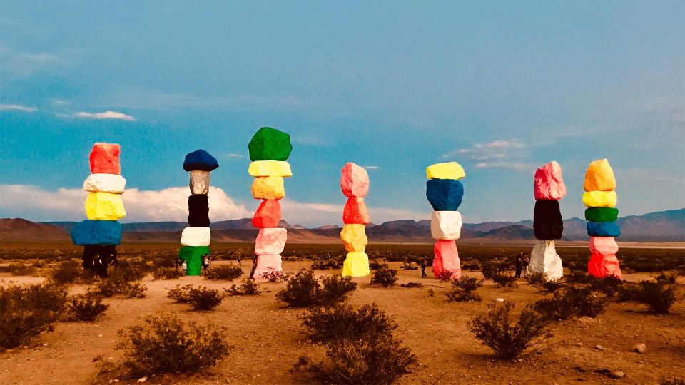 Las Vegas: Mojave, Red Rock Sign and 7 Magic Mountains Tour - Spring Mountains and Wilson Cliffs: Color Changes You Can Actually See