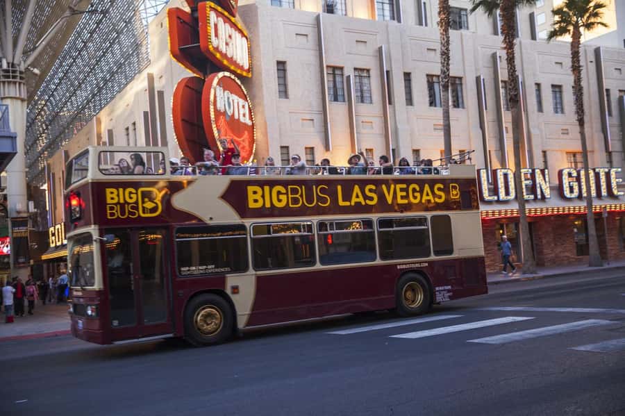Las Vegas: Neon Museum Experience & Vegas Open-Top Bus Tour - Neon Museum and the Neon Boneyard: your 45-minute game plan