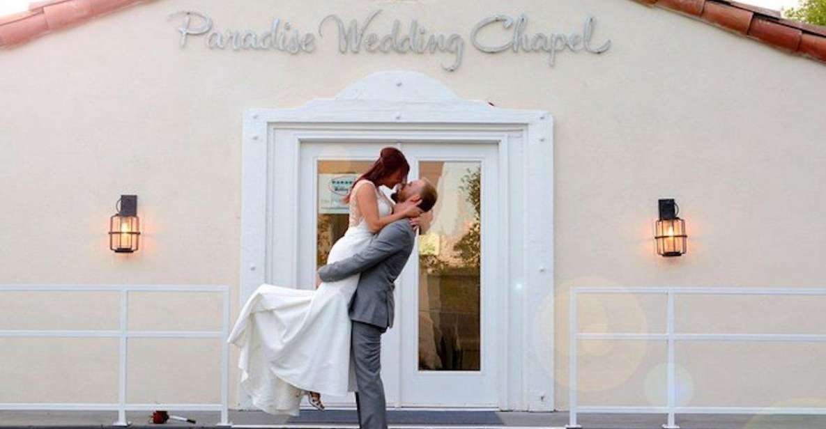 Las Vegas: Paradise Wedding Chapel Quickie Sign & Go Wedding - The actual “sign & go” process: minister guidance, witnesses, and paperwork