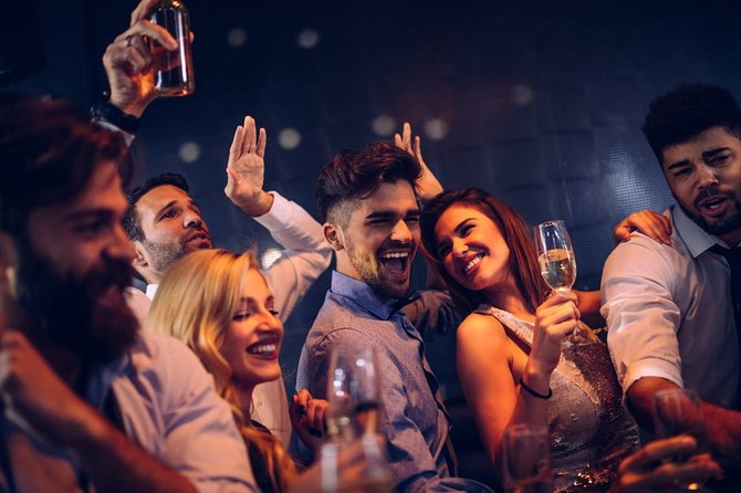 Las Vegas Party Bus Club Crawl - Drink situation: what’s included vs what you should still plan for