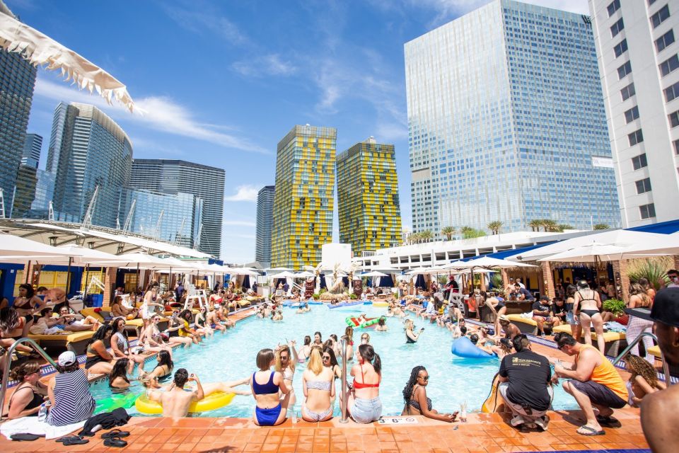Las Vegas: Party Bus Day Club Tour with Drinks & Club Entry - The 4-hour party bus: why the ride is part of the deal