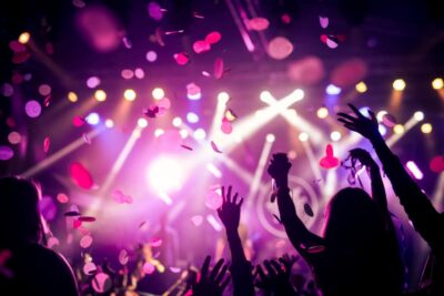 Las Vegas: Party Bus Nightclub Crawl - Getting In Fast: Skip-the-Line Entry Changes the Whole Night