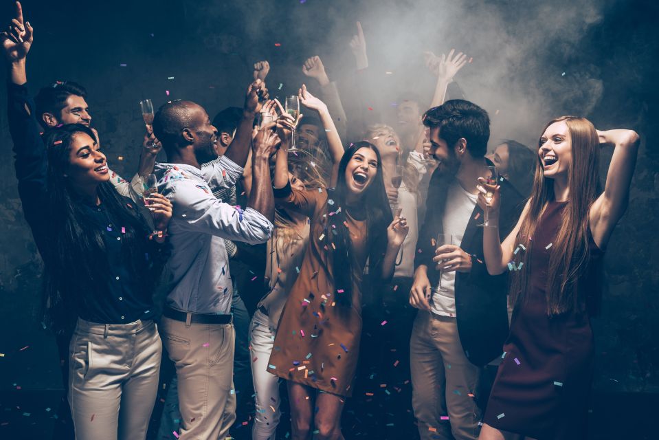 Las Vegas: Party Bus Nightlife Guided Tour - Meet at Mandalay Bay: Flanker Sports Bar Check-In