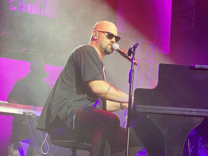 Las Vegas: Piano Man by Kyle Martin Live Show Tickets - Seating Options at V Theater: GA, Rear GA, and VIP