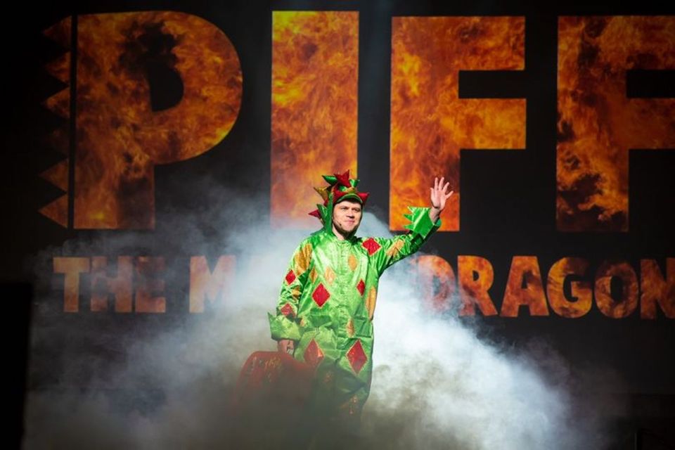 Las Vegas: Piff the Magic Dragon Show at the Flamingo - Where the Show Lives: Flamingo Showroom on the Strip