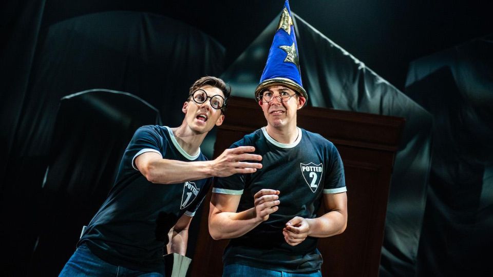 Las Vegas: Potted Potter - The Unauthorized Harry Experience - The Seven Books Compressed: What That Actually Feels Like