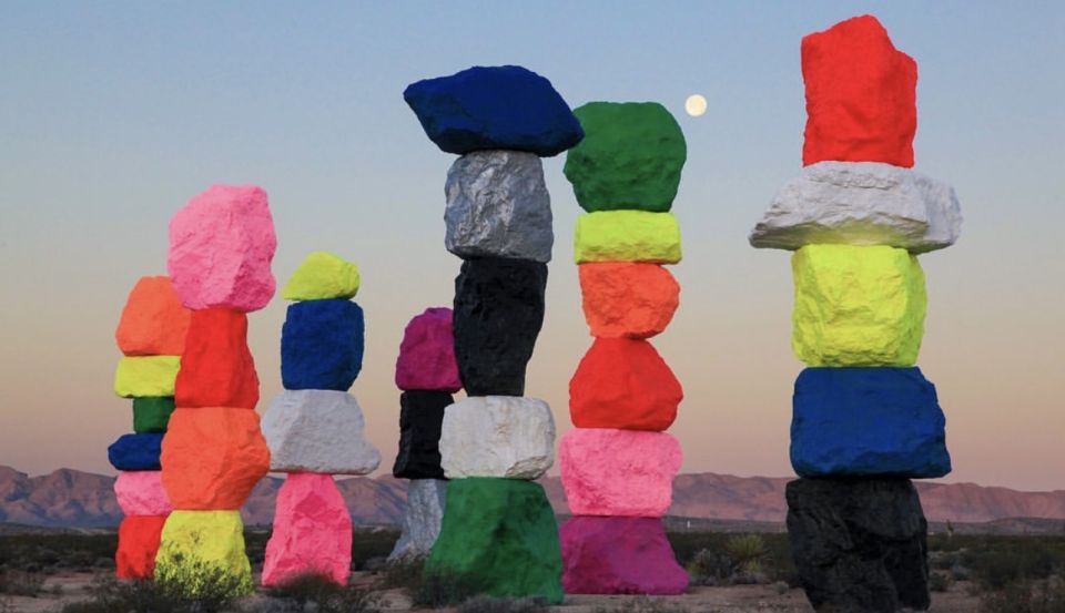 Las Vegas: Private 7 Magic Mountains and Vegas Sign Car Trip - Welcome to Fabulous Las Vegas sign: the classic snapshot stop