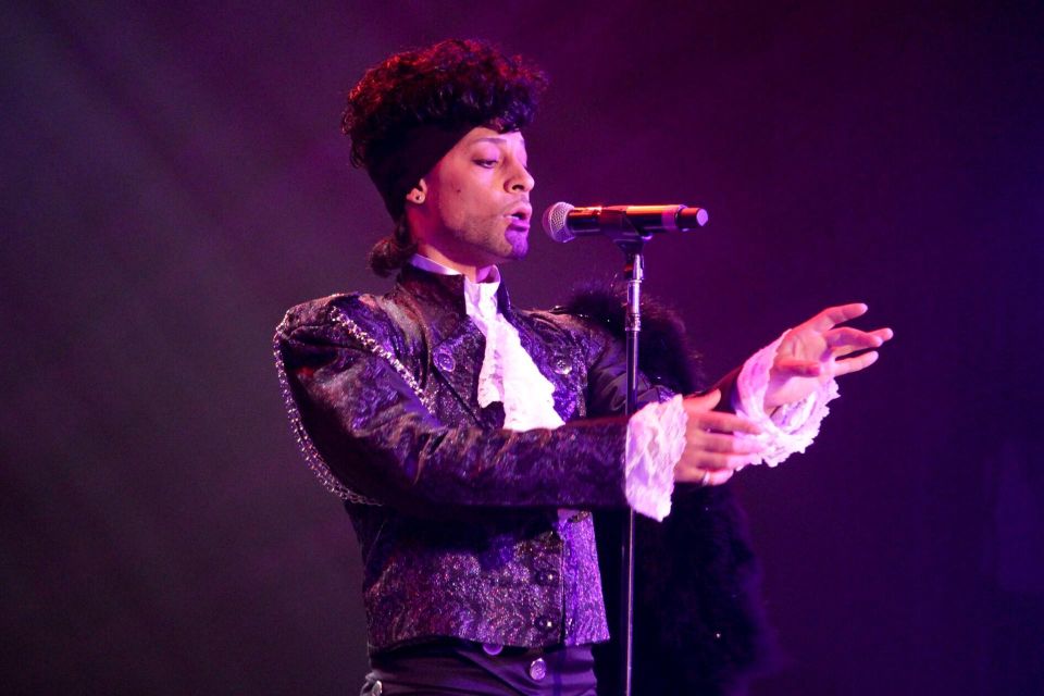 Las Vegas: Purple Reign, Ultimate Prince Tribute Show - Theater and timing: What to expect from doors, queues, and the room