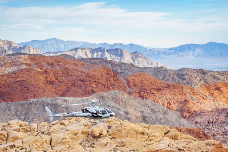 Las Vegas: Red Rock Canyon and Vegas Strip Helicopter Tour - The route in order: Rainbow Mountain, Red Rock, Calico Hills, then the Strip