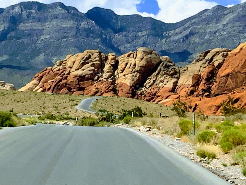 Las Vegas: Red Rock Canyon & Whimsical Cactus Joe's + Lunch - Who should book (and who should skip) this desert-and-whimsy combo