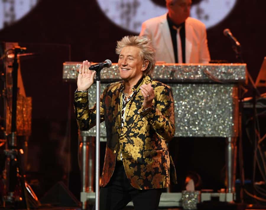 Las Vegas: Rod Stewart “The Encore Shows” at the Colosseum - The Colosseum Theater experience: acoustics, intimacy, and crowd energy