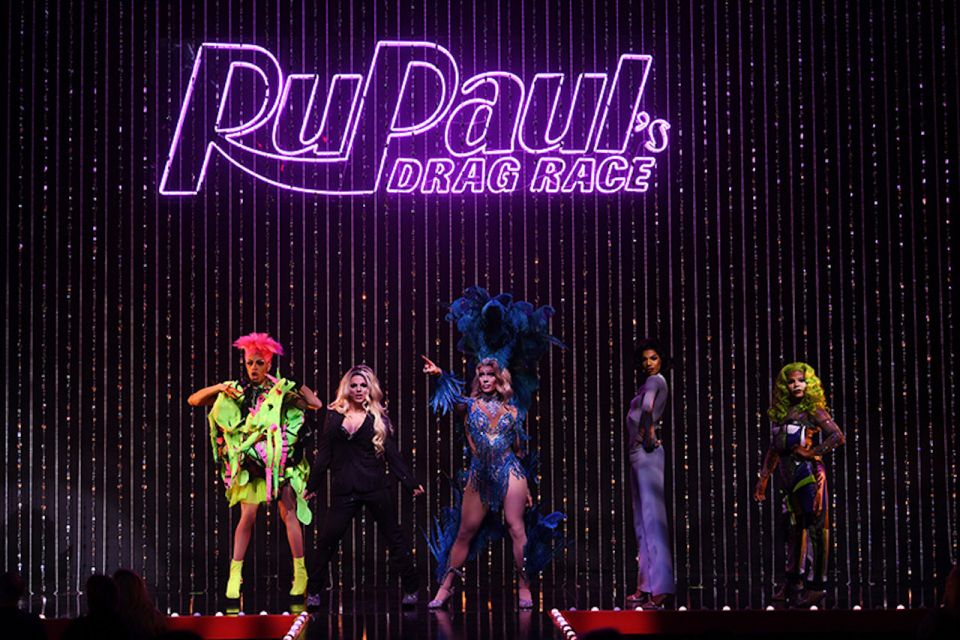 Las Vegas: RuPaul's Drag Race LIVE! at the Flamingo - Flamingo Showroom: a Vegas-sized stage for a Drag Race season