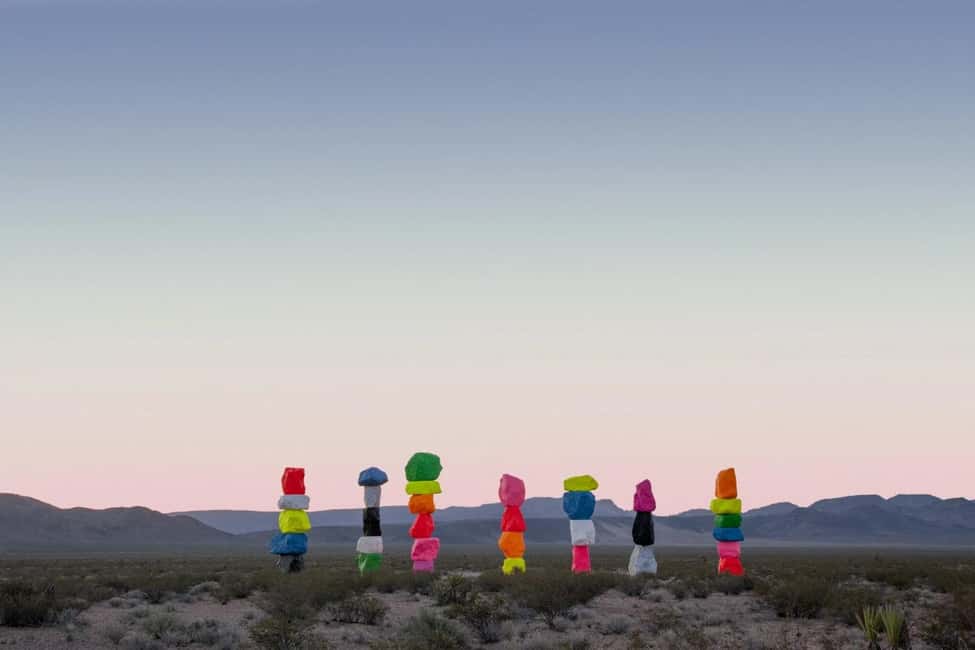 Las Vegas: Seven Magic Mountains Desert Tour - Seven Magic Mountains: Ugo Rondinone’s Desert Color Stack