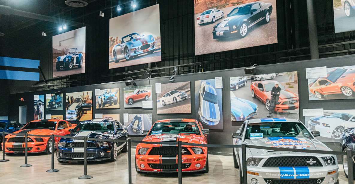 Las Vegas: Shelby, Counts Kustoms & WelderUp Car Garage Tour - Welcome to Fabulous Las Vegas sign: a faster photo stop