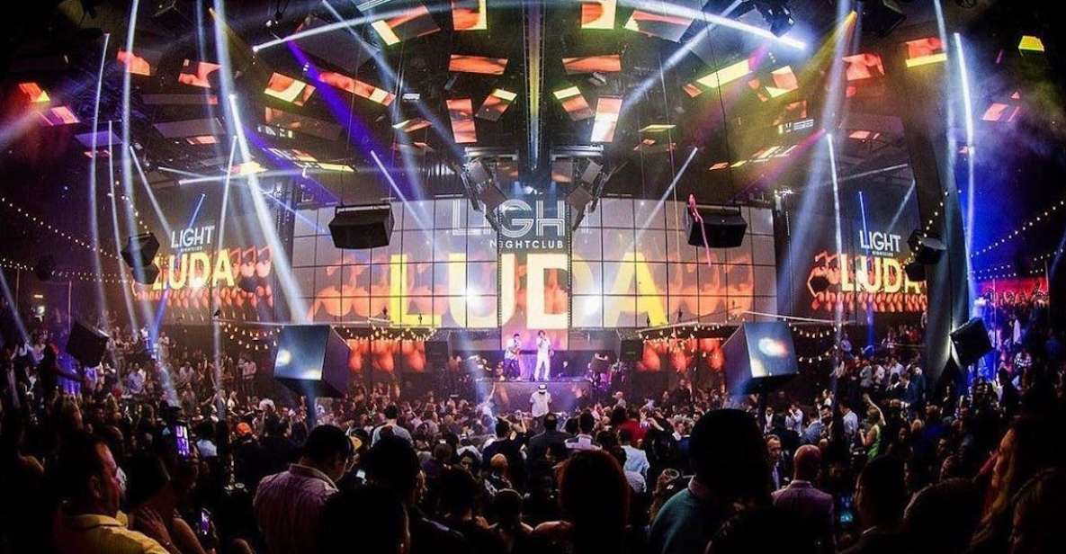 Las Vegas: Skip-the-Line VIP Nightclub Crawl - The real value: fast entry plus a full built-in party vibe