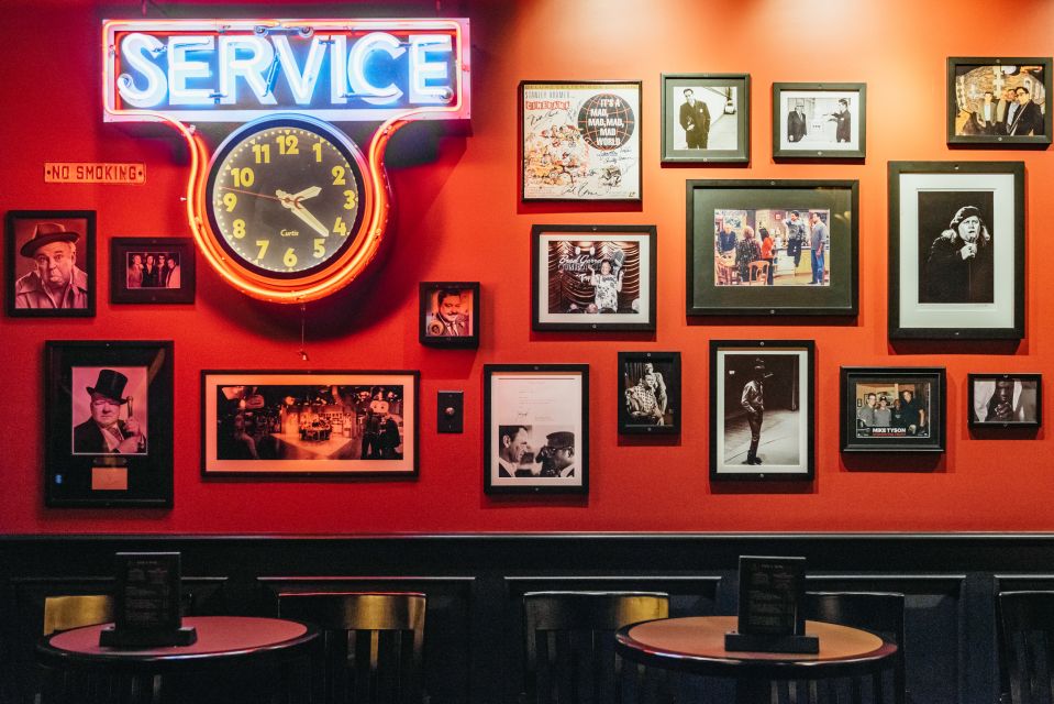 Las Vegas Strip: Brad Garrett’s Comedy Club at MGM Grand - What the show feels like: a room built for laughs