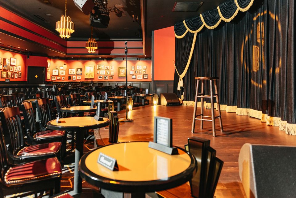 Las Vegas Strip: Brad Garrett’s Comedy Club at MGM Grand - The Brad Garrett star option: manage your expectations