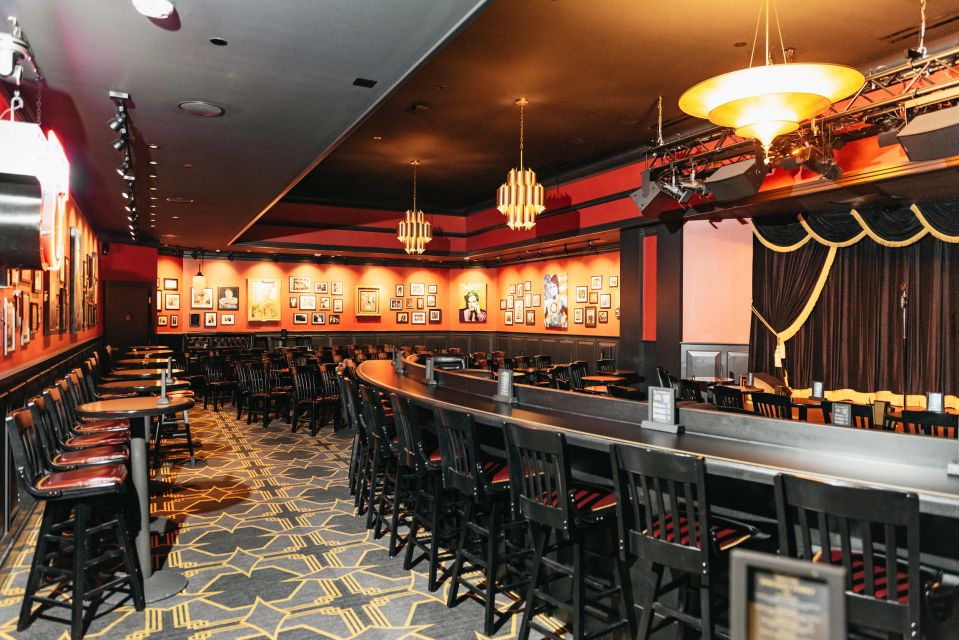 Las Vegas Strip: Brad Garrett’s Comedy Club at MGM Grand - Line-up snapshots for your dates