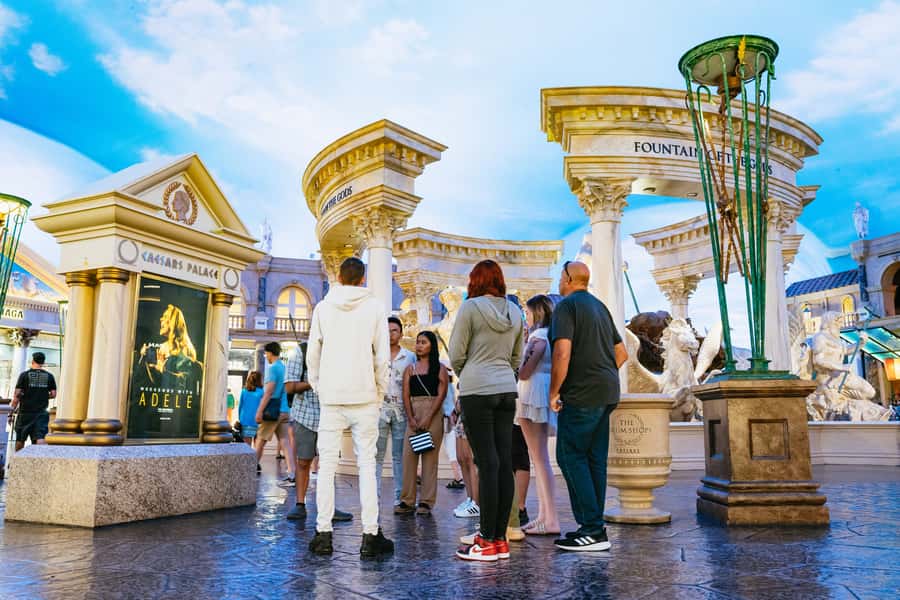 Las Vegas Strip: Foodie Walking Tour - Stop One: Gordon Ramsay Pub and Grill, Caesar’s Palace