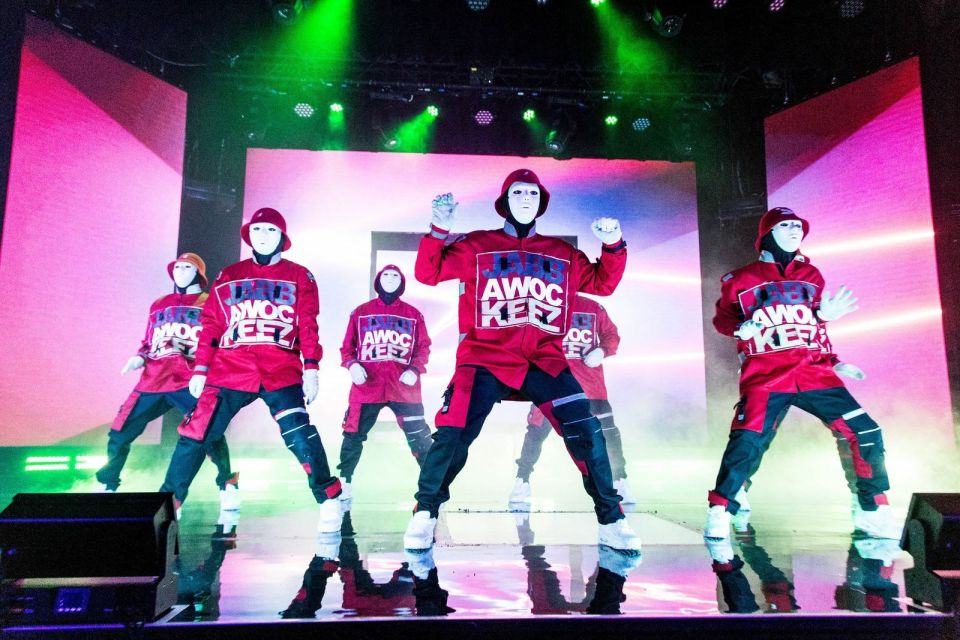 Las Vegas Strip: Jabbawockeez at MGM Grand - Before the first beat: timing and seating basics