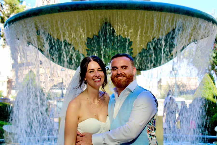 Las Vegas Strip Limo Tour with Champagne and Photos - Photos you’ll keep: quantity, quality, and delivery timing